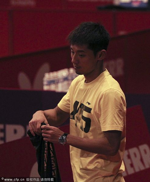 英格兰队鏖战法国队，张继科统治全场